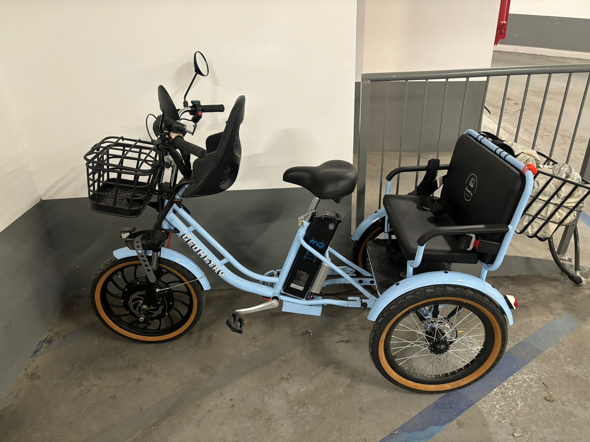 תלת אופן חשמלי GEOMETRY 1000W